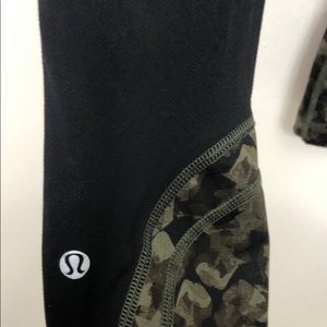 Lululemon leggings size 6